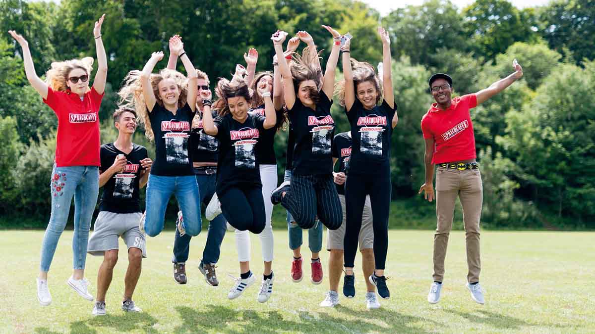 สถาบันการศึกษาในต่างประเทศ