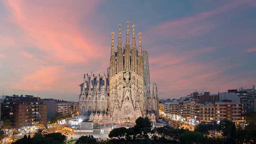 สถาบันการศึกษาในสเปน